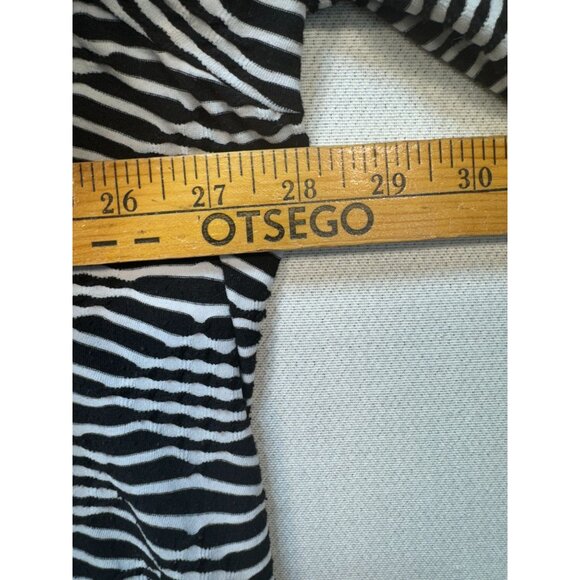 Cj Banks Womens Tunic Top Round Neck Asymmetrical Size 3X Black White 3/4 Sleeve - Picture 9 of 12